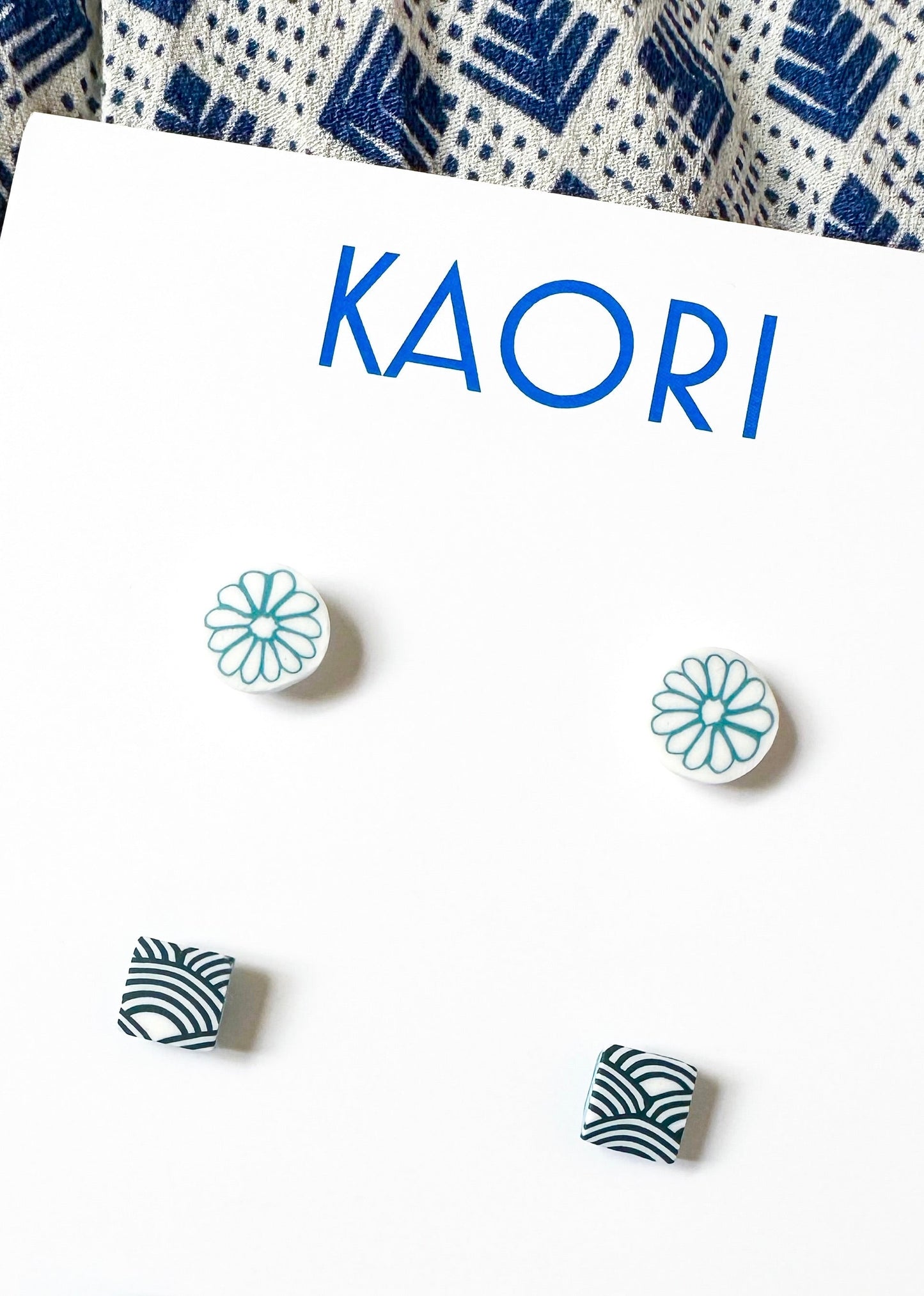 Fig Small Hook Earrings